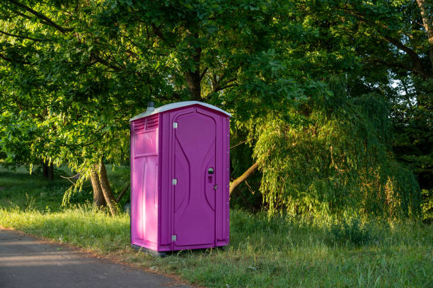 Best Luxury portable toilet rental  in Long Beach, IN